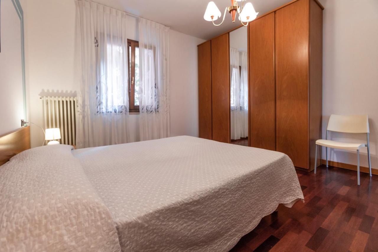برنزوني سول جاردا Residence Villa Al Lido المظهر الخارجي الصورة
