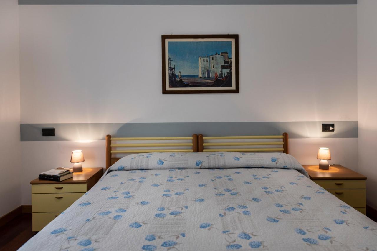 برنزوني سول جاردا Residence Villa Al Lido المظهر الخارجي الصورة