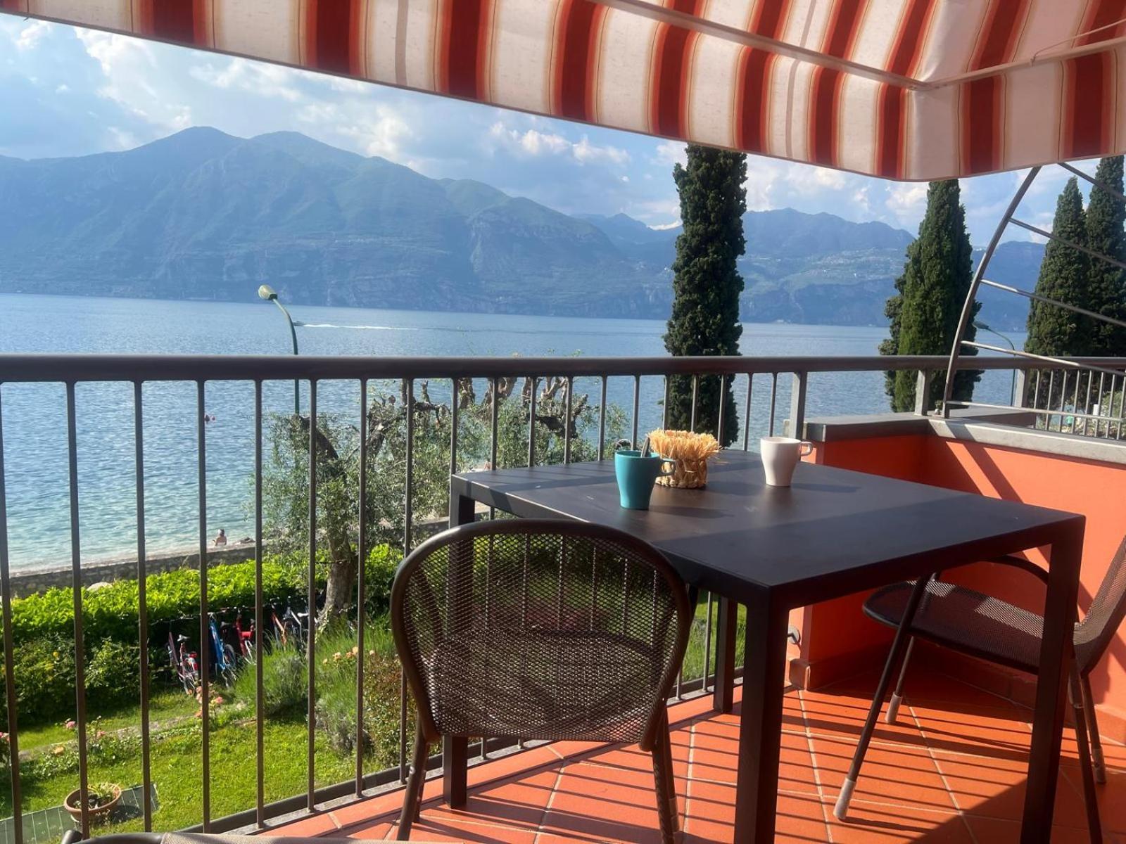 برنزوني سول جاردا Residence Villa Al Lido المظهر الخارجي الصورة